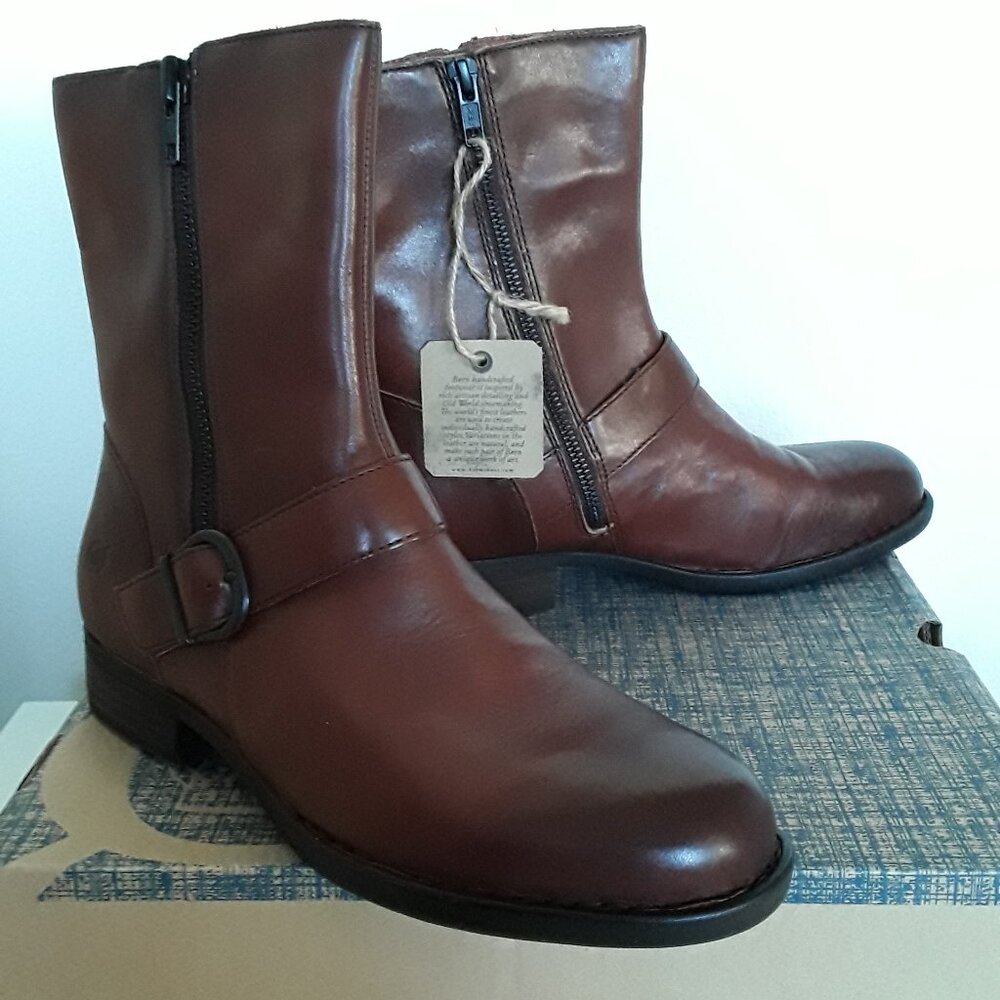 NWB Born Brown Leather Boot with a strap Buckle, Size 8